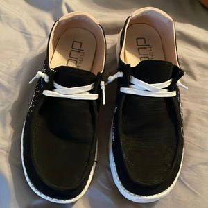 Hey Dudes sz 10 Wendy